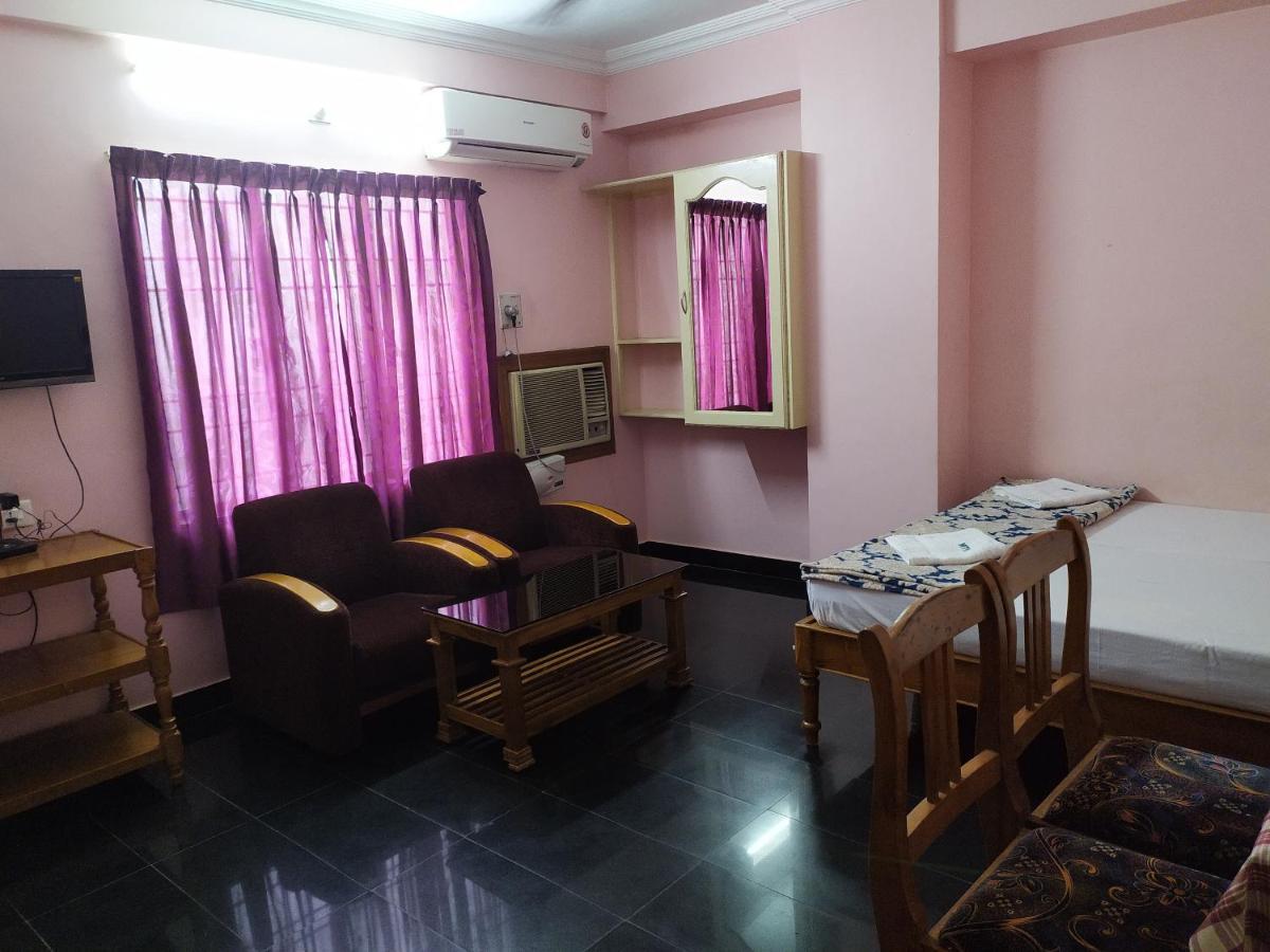 Manjalikulam Tourist Home Thiruvananthapuram Buitenkant foto